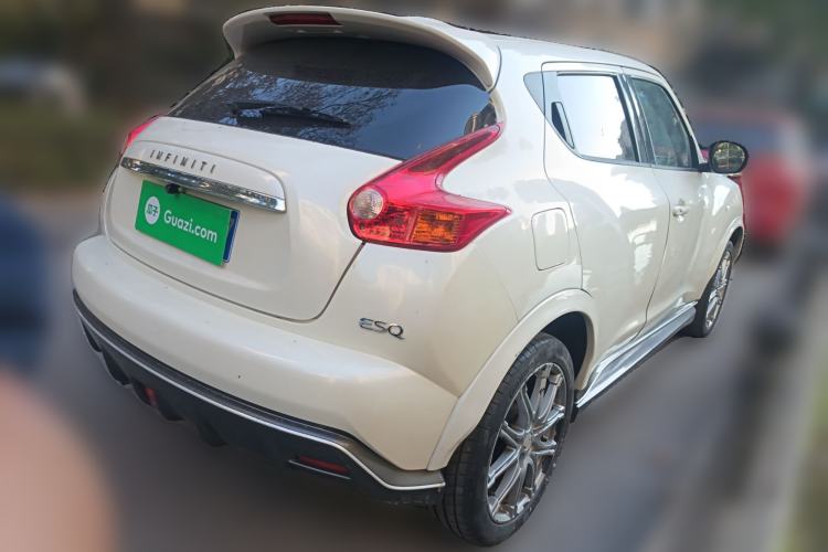 Used Infiniti ESQ 2014 1.6L Spontaneous Edition Rear Right 45 Deg