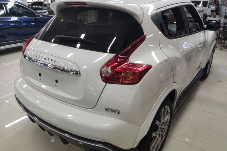 Used Infiniti ESQ 2014 1.6L Luxury Edition Rear Right 45 Deg