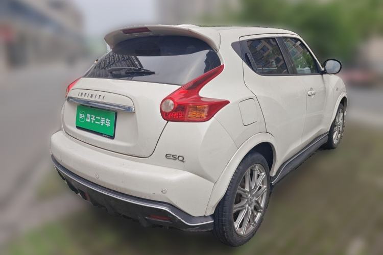 Used Infiniti ESQ 2014 1.6L Spontaneous Edition Rear Right 45 Deg