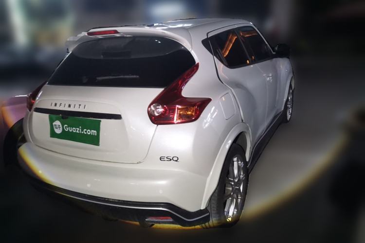 Used Infiniti ESQ 2014 1.6L Spontaneous Edition Rear Right 45 Deg