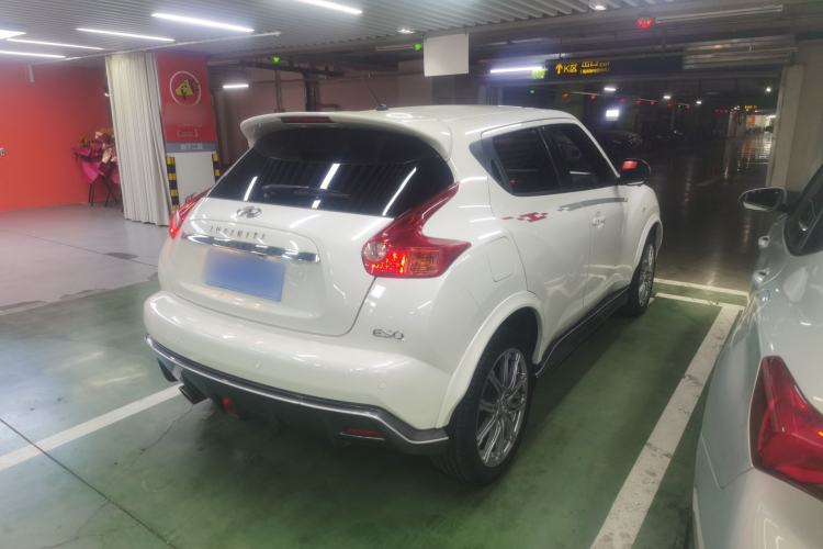 Used Infiniti ESQ 2014 1.6L Spontaneous Edition Rear Right 45 Deg