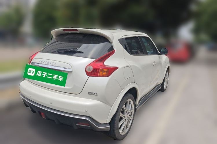 Used Infiniti ESQ 2014 1.6L Spontaneous Edition Rear Right 45 Deg