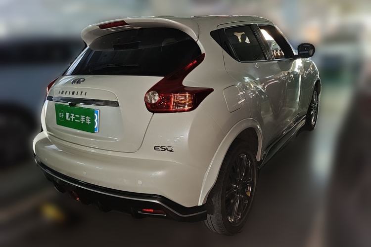 Used Infiniti ESQ 2014 1.6L Luxury Edition Rear Right 45 Deg