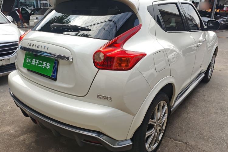 Used Infiniti ESQ 2014 1.6L Spontaneous Edition Rear Right 45 Deg