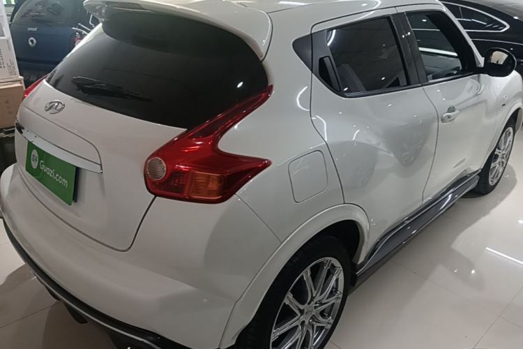 Used Infiniti ESQ 2014 1.6L Spontaneous Edition Rear Right 45 Deg