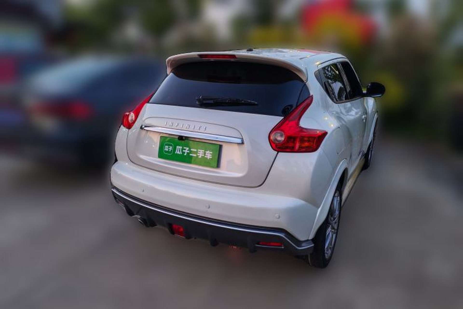 Used Infiniti ESQ 2014 1.6L Spontaneous Edition Rear Right 45 Deg