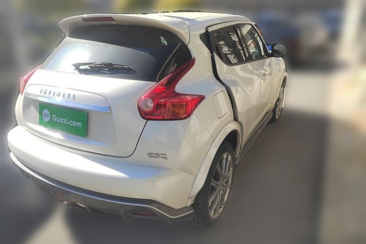 Used Infiniti ESQ 2014 1.6L Spontaneous Edition Rear Right 45 Deg
