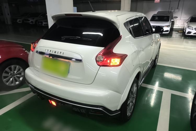 Used Infiniti ESQ 2014 1.6L Spontaneous Edition Rear Right 45 Deg