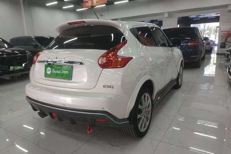 Used Infiniti ESQ 2014 1.6L Spontaneous Edition Rear Right 45 Deg