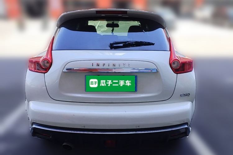 Used Infiniti ESQ 2014 1.6L Spontaneous Edition Rear