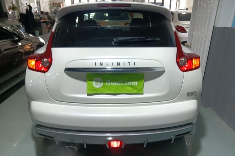 Used Infiniti ESQ 2014 1.6L Spontaneous Edition Rear