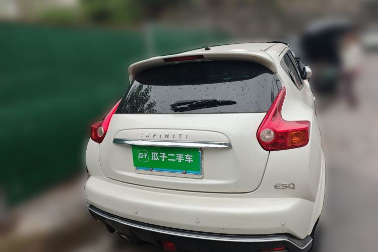 Used Infiniti ESQ 2014 1.6L Spontaneous Edition Rear