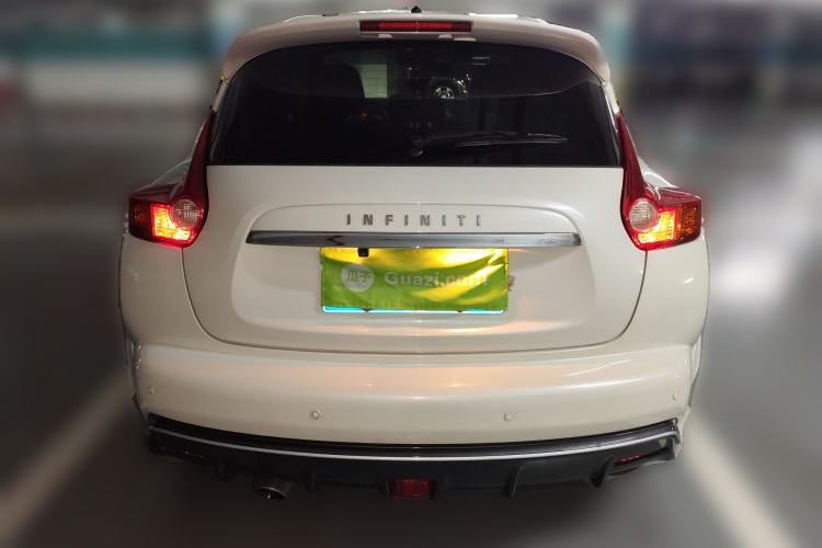 Used Infiniti ESQ 2014 1.6L Spontaneous Edition Rear