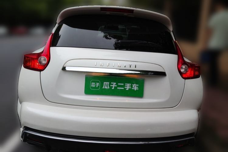 Used Infiniti ESQ 2014 1.6L Spontaneous Edition Rear