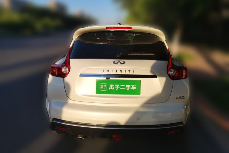 Used Infiniti ESQ 2014 1.6L Spontaneous Edition Rear