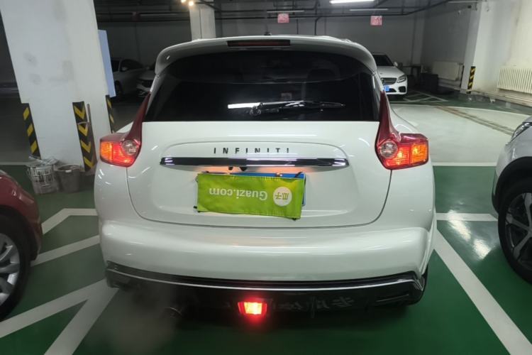 Used Infiniti ESQ 2014 1.6L Spontaneous Edition Rear