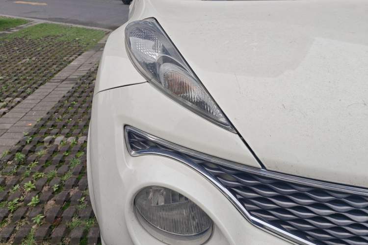 Used Infiniti ESQ 2014 1.6L Spontaneous Edition Right Front Headlight