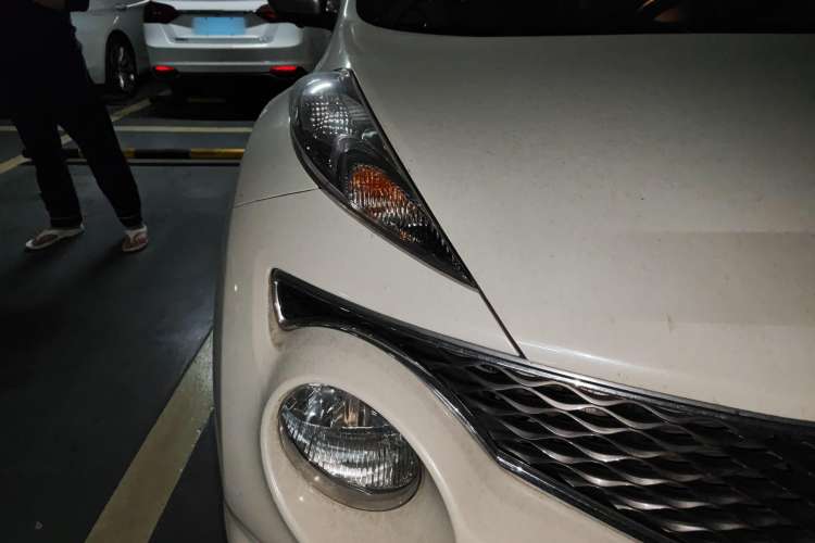 Used Infiniti ESQ 2014 1.6L Spontaneous Edition Right Front Headlight