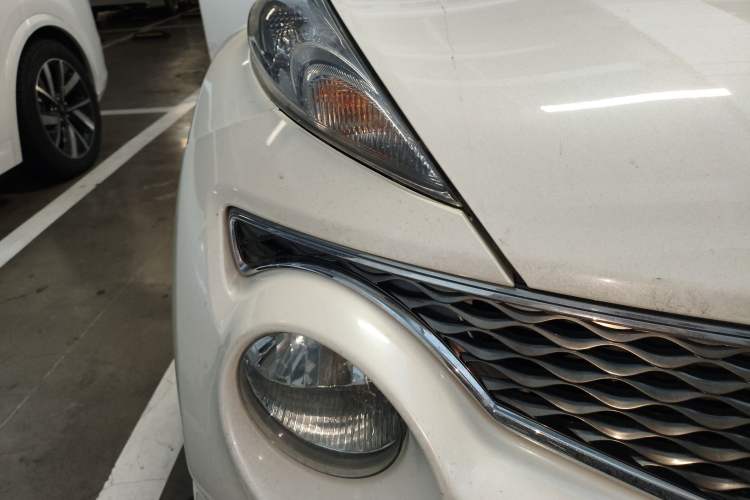Used Infiniti ESQ 2014 1.6L Spontaneous Edition Right Front Headlight