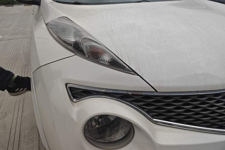 Used Infiniti ESQ 2014 1.6L Spontaneous Edition Right Front Headlight