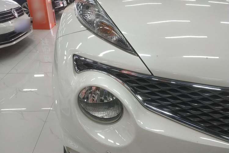 Used Infiniti ESQ 2014 1.6L Spontaneous Edition Right Front Headlight