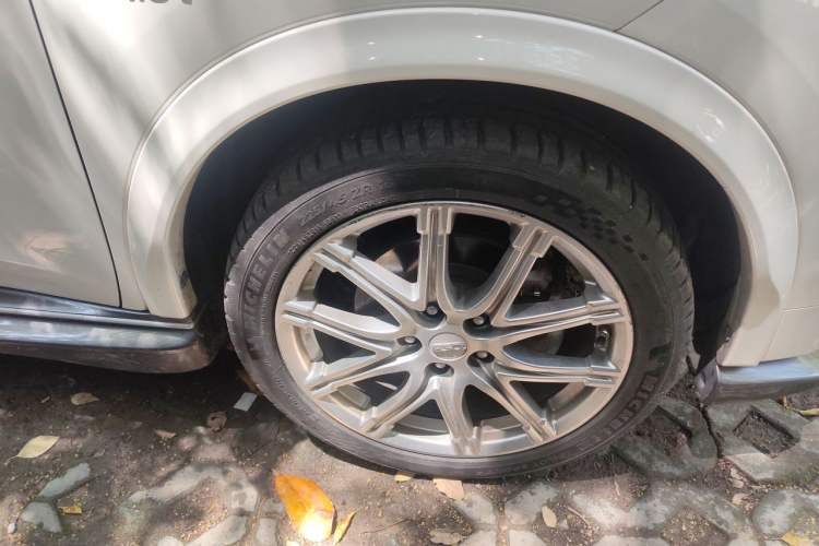 Used Infiniti ESQ 2014 1.6T Dynamic Edition Right Front Wheel Hub