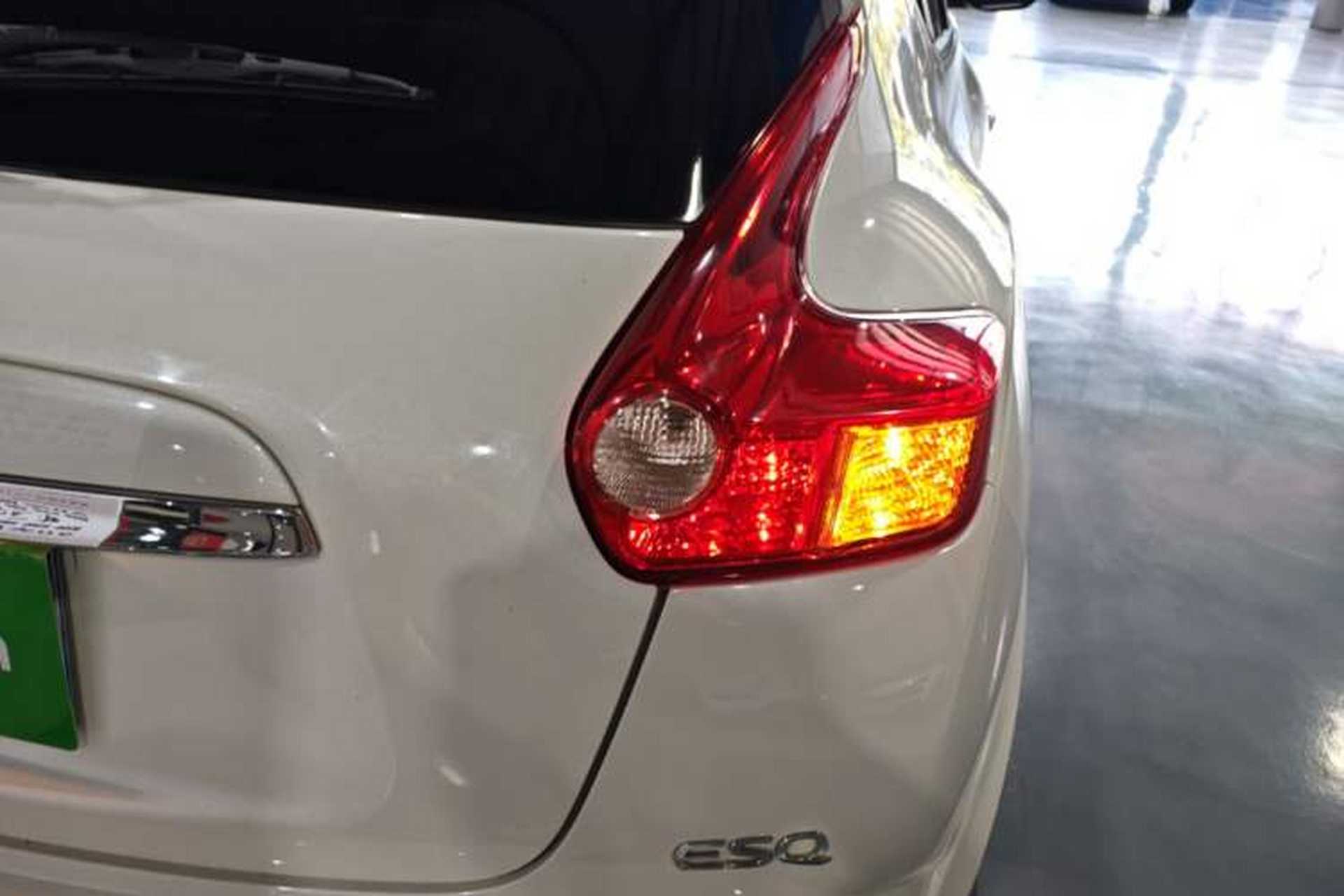 Used Infiniti ESQ 2014 1.6L Spontaneous Edition Right Rear Taillight