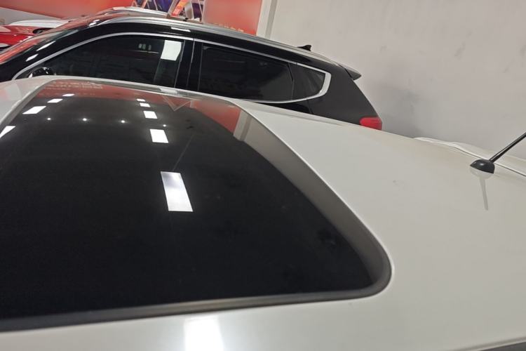 Used Infiniti ESQ 2014 1.6L Spontaneous Edition Roof