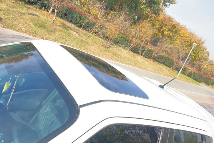 Used Infiniti ESQ 2014 1.6L Spontaneous Edition Roof