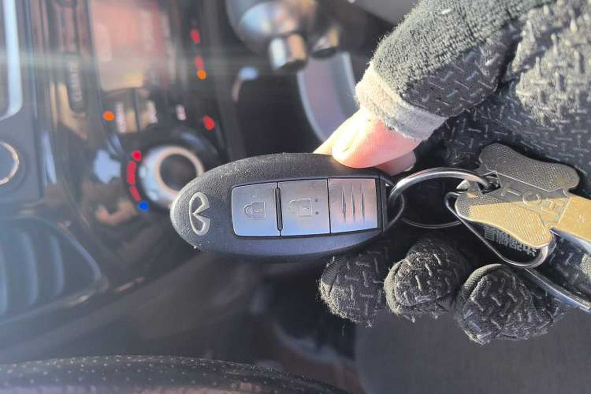 Used Infiniti ESQ 2014 1.6L Spontaneous Edition Vehicle Key