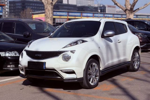 Used Infiniti ESQ 2014 1.6L Spontaneous Edition