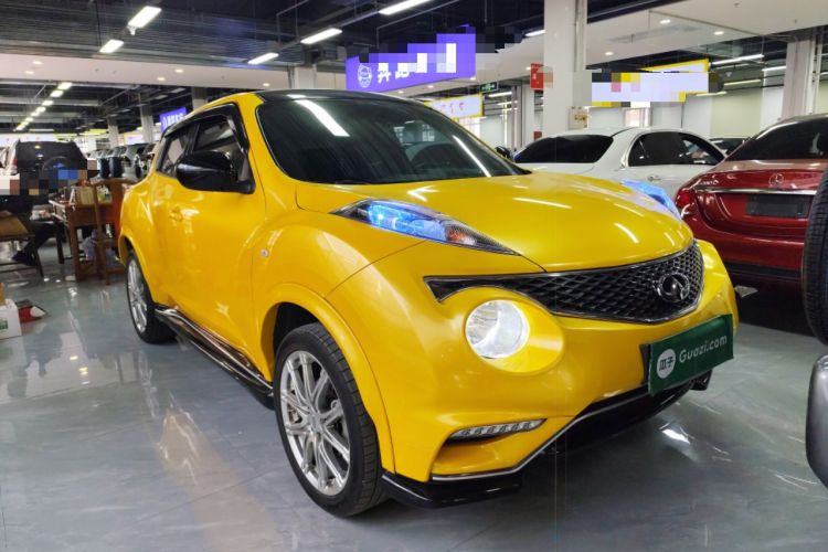 Used Infiniti ESQ 2014 1.6L Spontaneous Edition Front Right 45 Deg