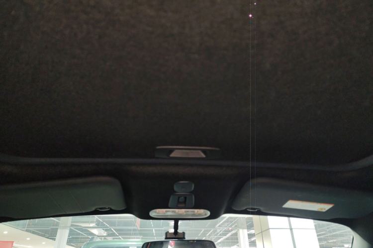 Used Infiniti ESQ 2014 1.6L Spontaneous Edition Headliner
