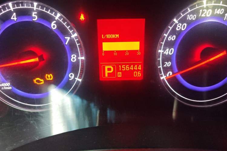 Used Infiniti EX 2009 EX35 Fashion Edition Odometer Close Up