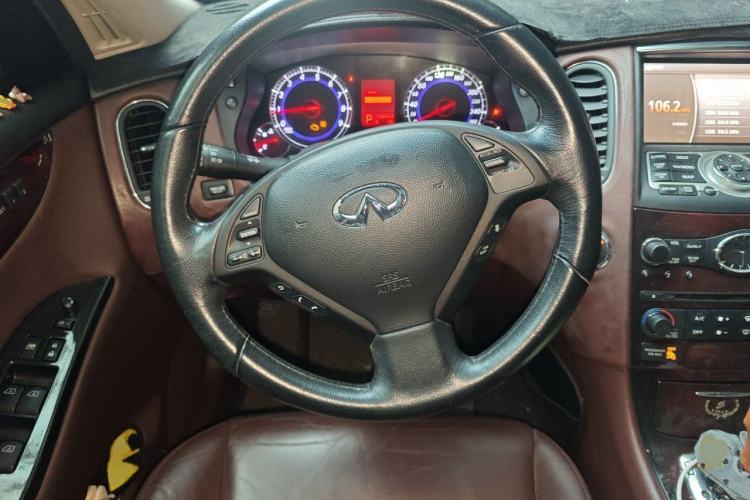 Used Infiniti EX 2009 EX35 Fashion Edition Steering Wheel