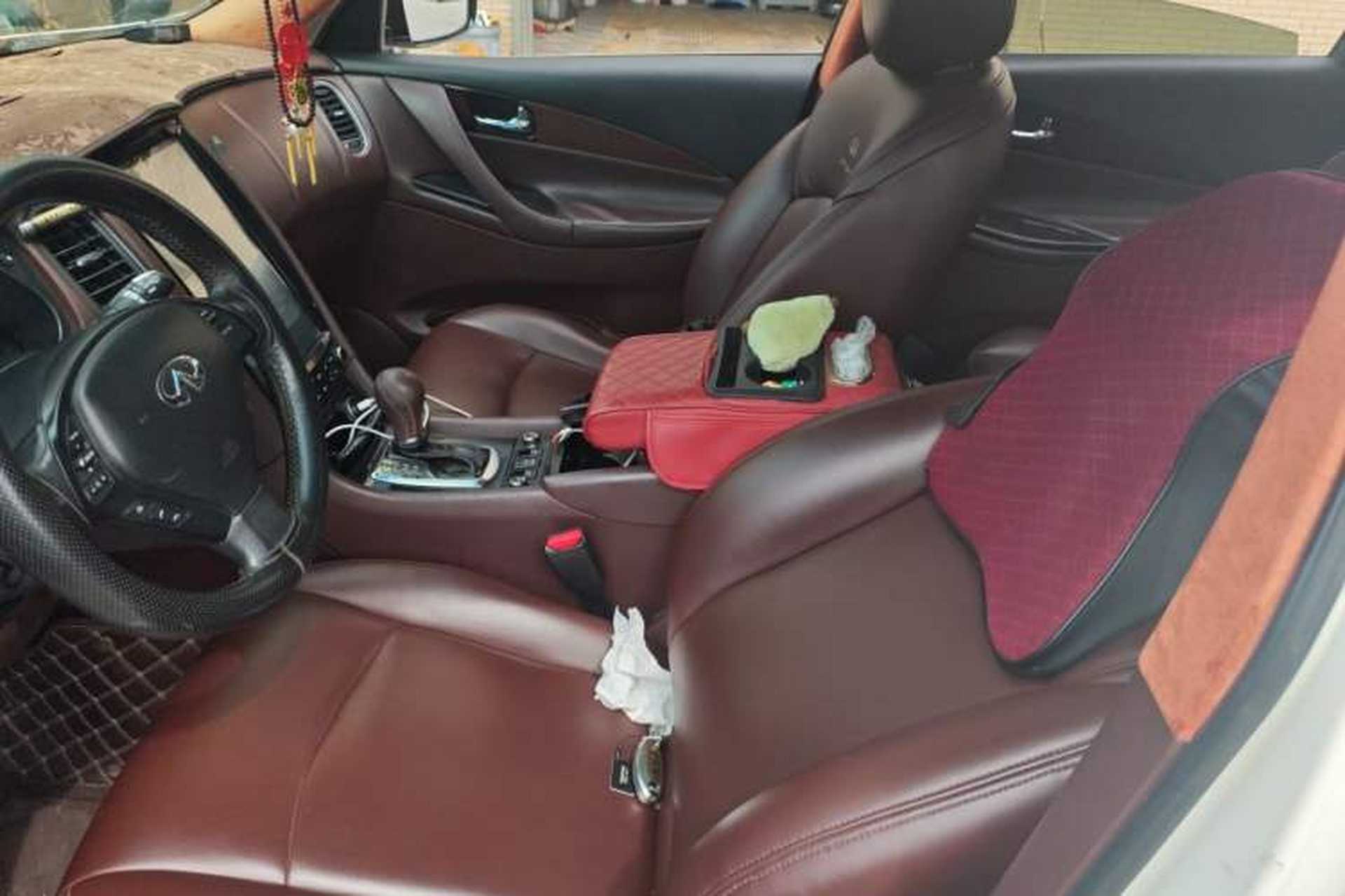 Used Infiniti EX 2009 EX35 Fashion Edition Left Front Seat