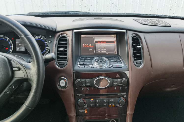 Used Infiniti EX 2010 EX25 Luxury Edition Audio And AC Panel