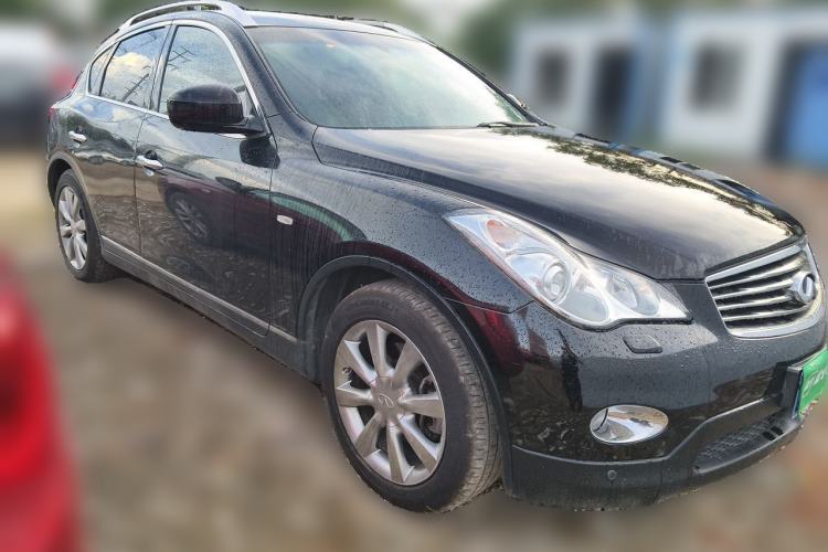 Used Infiniti EX 2010 EX25 Luxury Edition Front Right 45 Deg