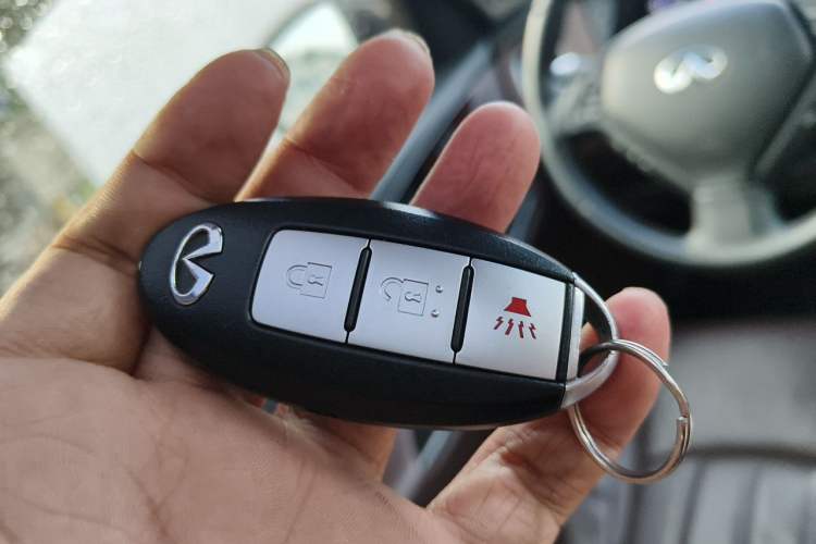 Used Infiniti EX 2010 EX25 Luxury Edition Vehicle Key