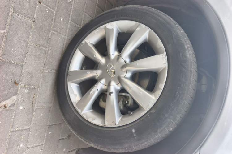 Used Infiniti EX 2010 EX25 Luxury Edition Right Front Wheel Hub