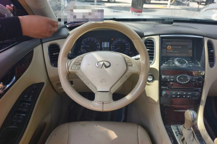 Used Infiniti EX 2010 EX25 Luxury Edition Steering Wheel