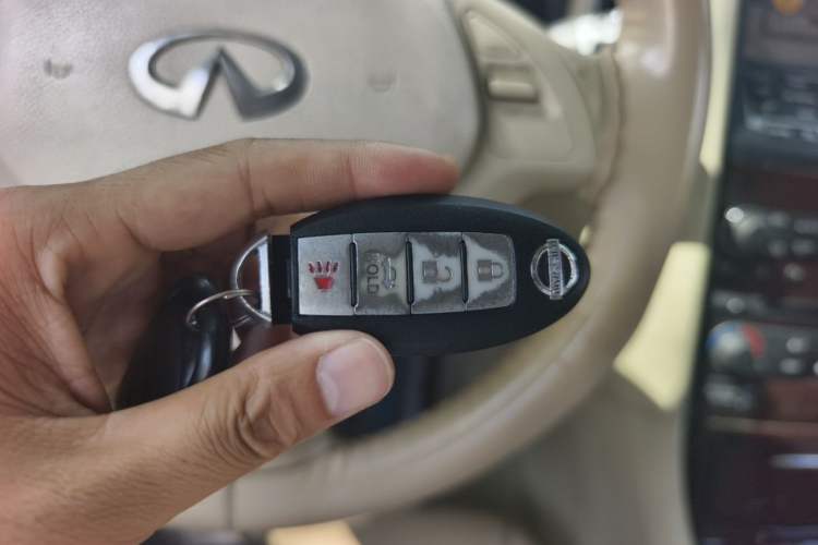 Used Infiniti EX 2010 EX25 Luxury Edition Vehicle Key
