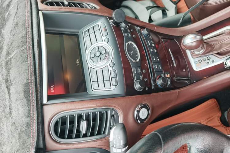Used Infiniti EX 2010 EX25 Luxury Edition Audio And AC Panel