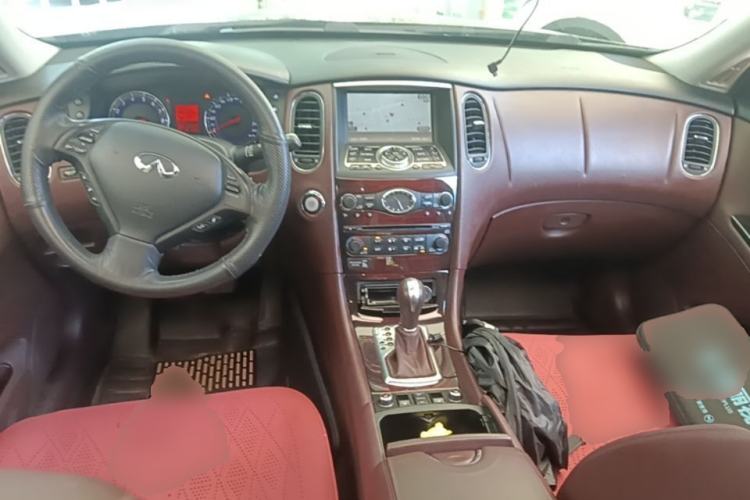 Used Infiniti EX 2010 EX25 Luxury Edition Center Console