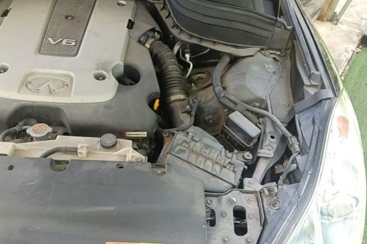 Used Infiniti EX 2010 EX25 Luxury Edition Engine Bay Left