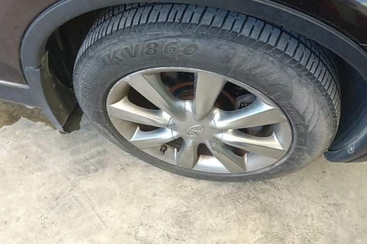 Used Infiniti EX 2010 EX25 Luxury Edition Right Front Wheel Hub