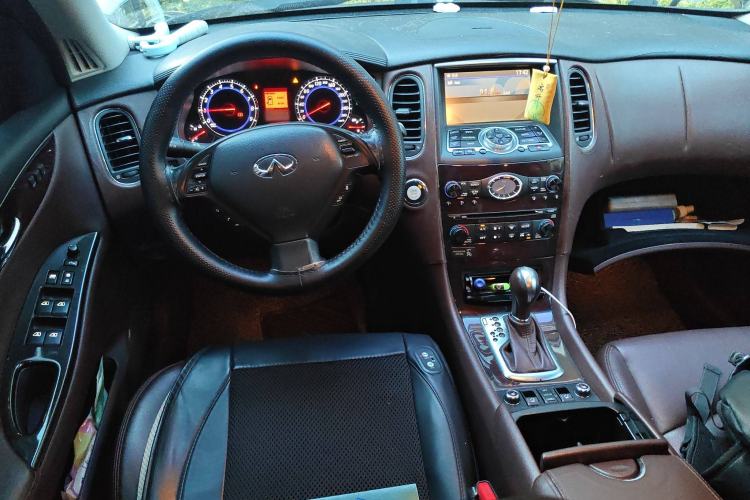 Used Infiniti EX 2010 EX25 Elegant Edition Steering Wheel