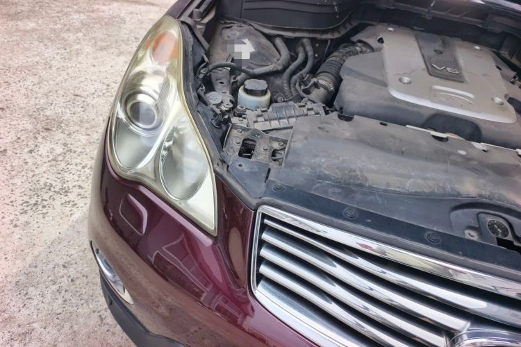 Used Infiniti EX 2010 EX25 Elegant Edition Engine Bay Right