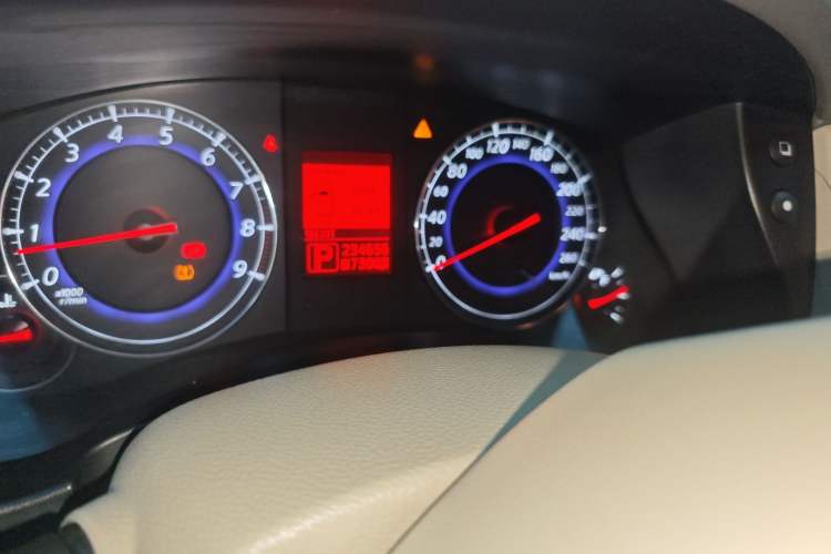 Used Infiniti EX 2010 EX25 Luxury Edition Odometer Close Up