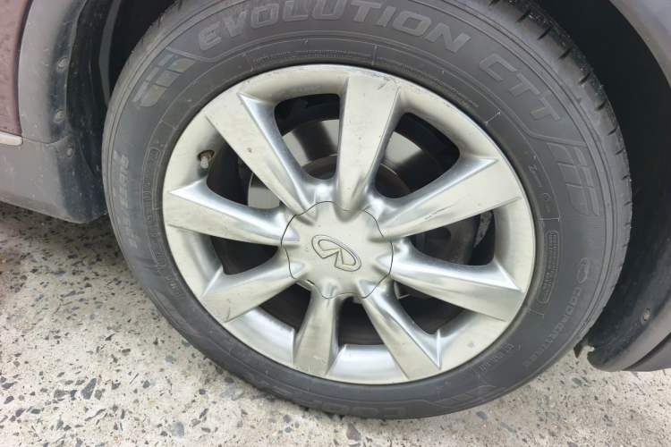 Used Infiniti EX 2010 EX25 Elegant Edition Right Front Wheel Hub